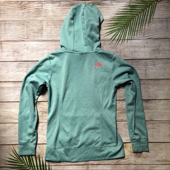 SOLD The North Face Hoodie - Picture 2 of 4